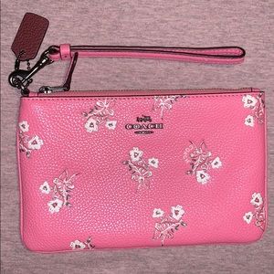 Pink Floral and Bows Coach Wallet 🌸🎀 (nwt)